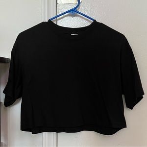 H&M black crop top